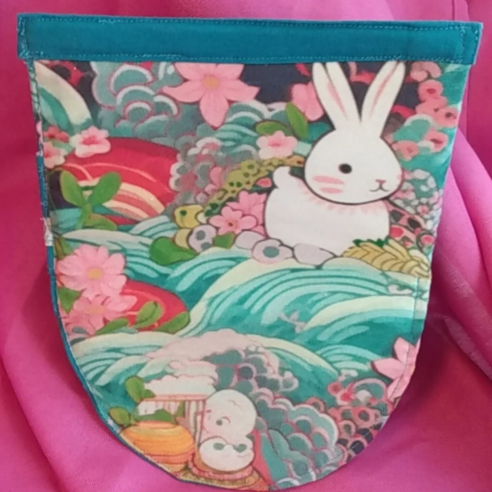 Cute Rabbit Anime Wave pouch - Picture 3 of 9